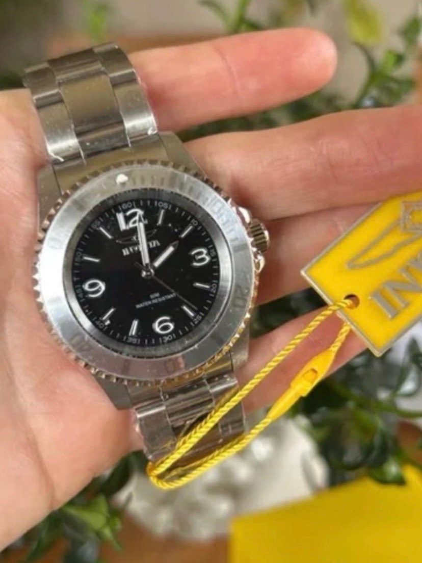 Invicta Specialty Rowan Mens Watch 40mm Steel Silver And Black Dial 69479